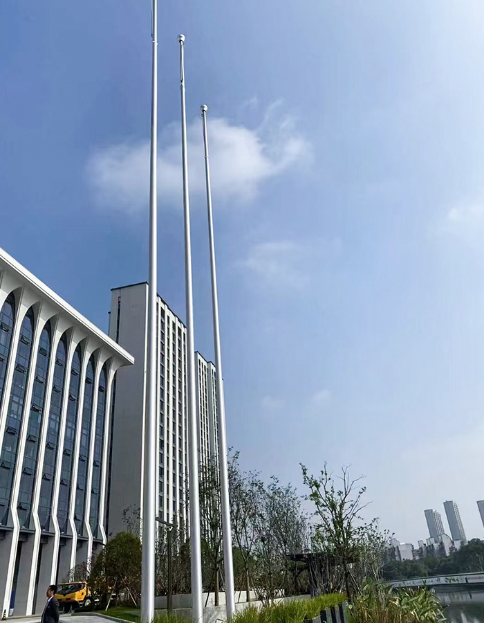 Zewnętrzny stożkowy, ręcznie wygięty maszt flagowy ze stopu aluminium
